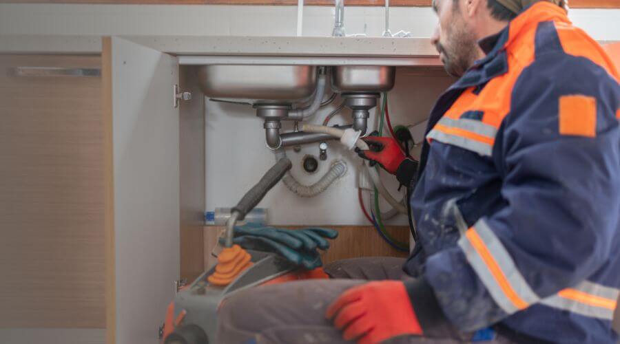 Professional slab leak plumber services in Fredonia, TX